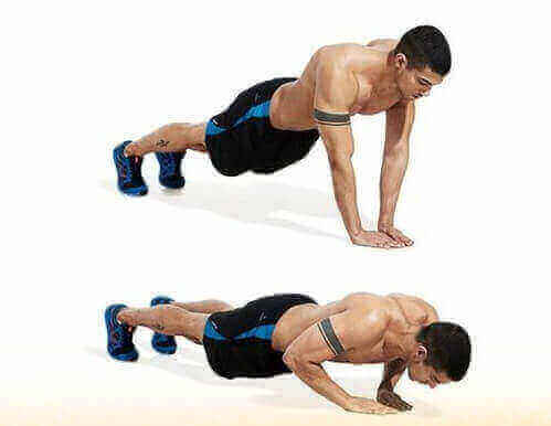 Close (Diamond) Grip Push-Ups tricpes workout