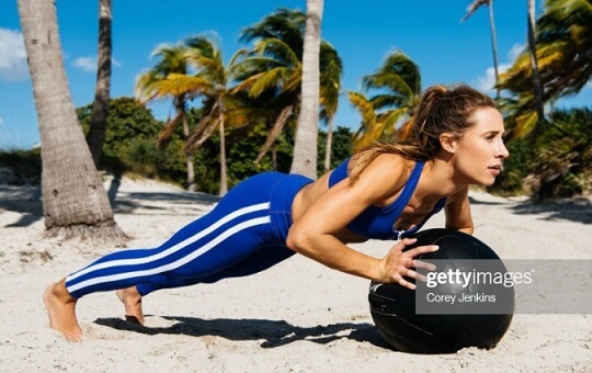 Ball Push ups Triceps Women